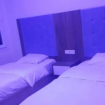 Antikhan Hotel 2*